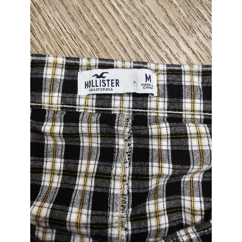 Hollister Black White Yellow Plaid Front Button Skirt W/Pockets Size Medium - Picture 2 of 6